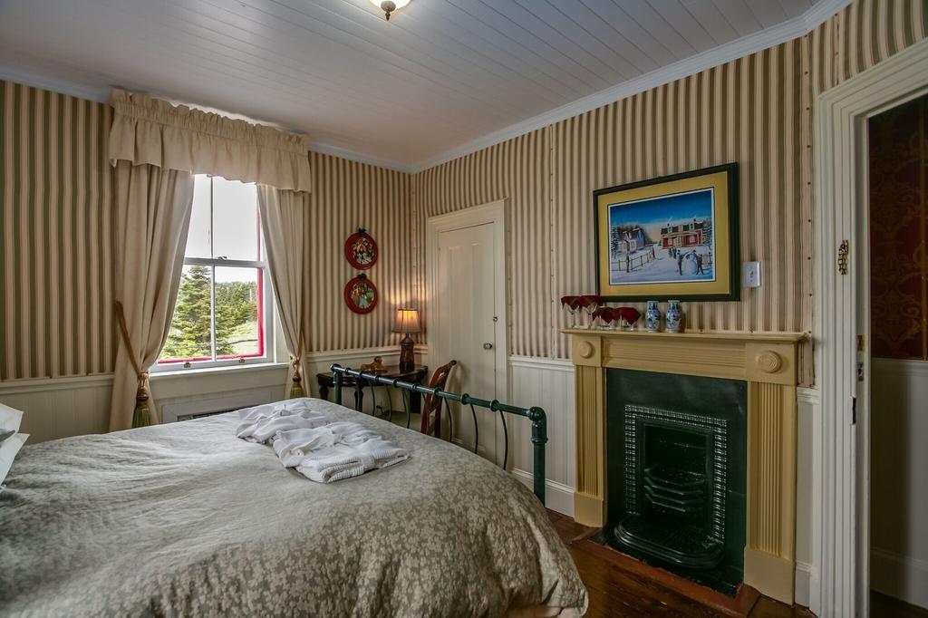 George House Heritage Bed And Breakfast Dildo Exterior photo